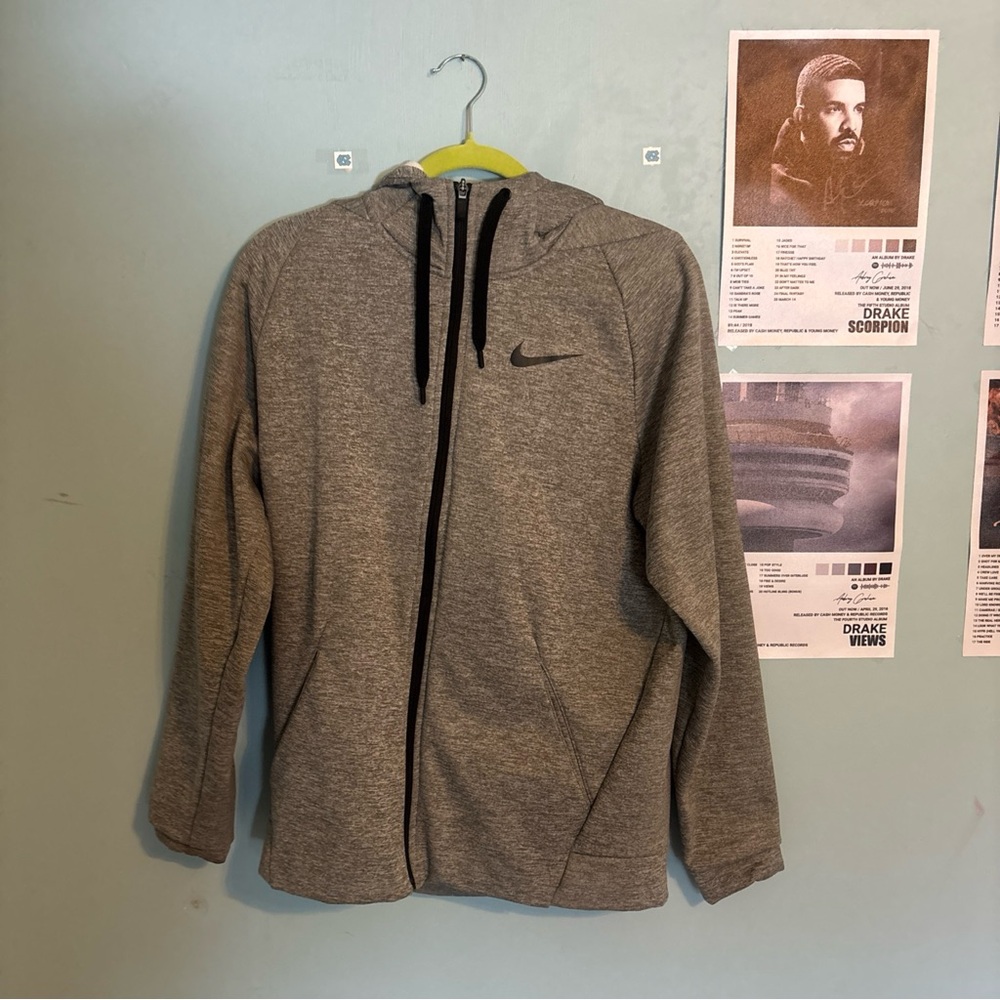 Nike Dri-FIT White and Black Hoodie